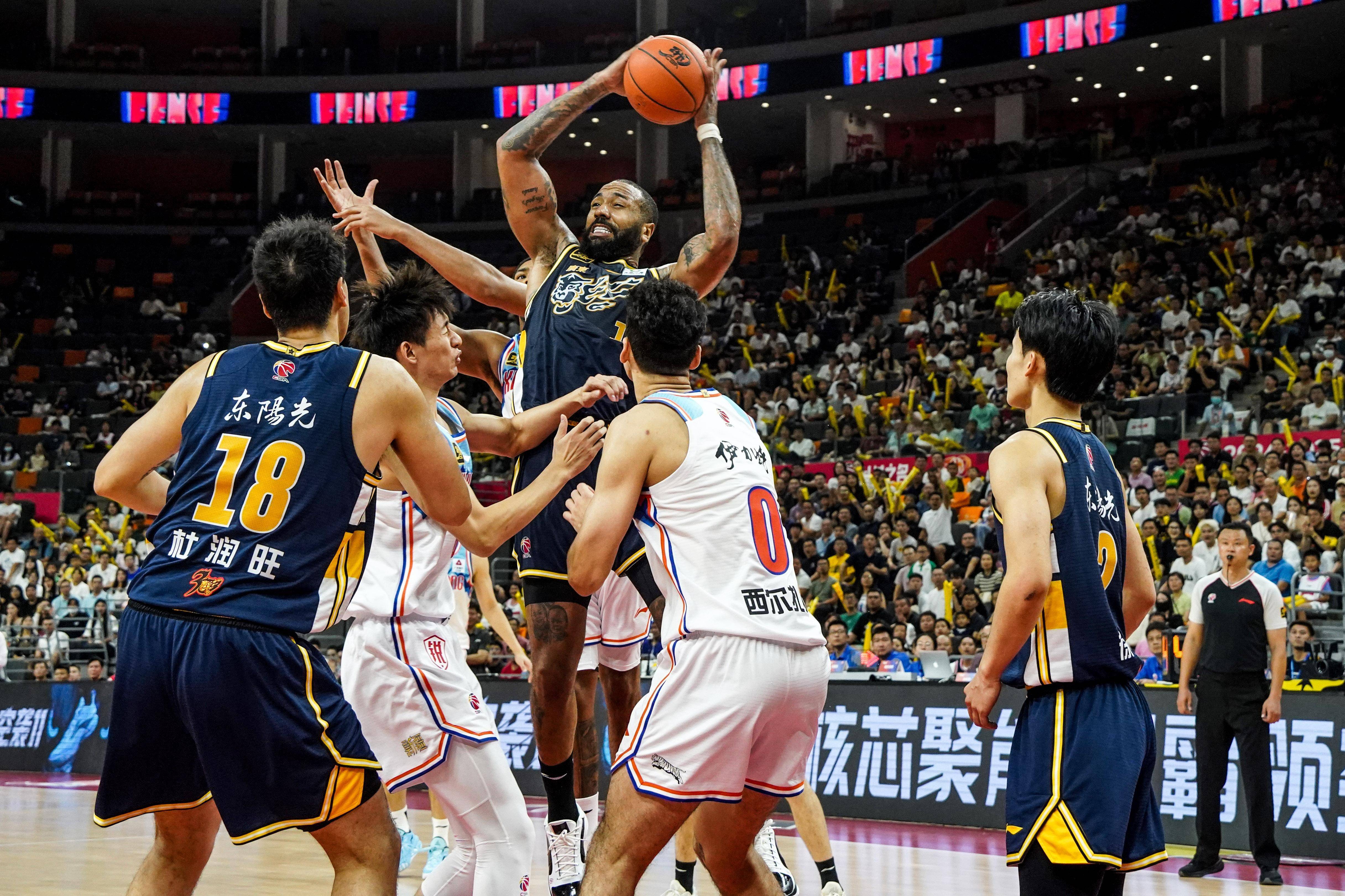 乐鱼-重庆主场作战:杜锋率队力争击败四川的简单介绍