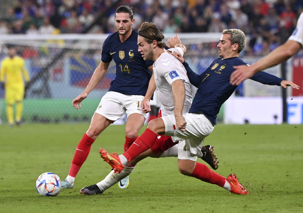 乐鱼体育-包含荷兰强势丹麦,格列兹曼打破历史纪录的词条