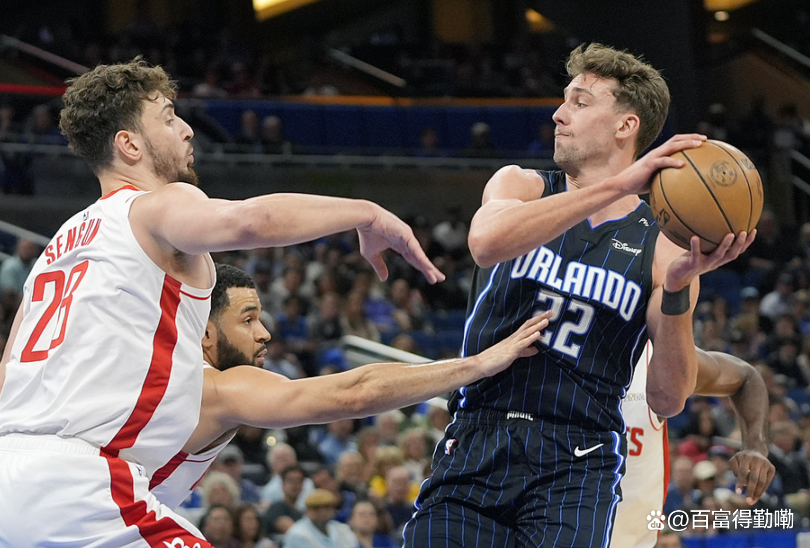 乐鱼体育app-关于魔术绝杀火箭，克莱统治全场的信息